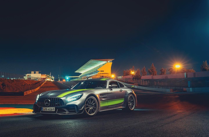 Mercedes AMG R