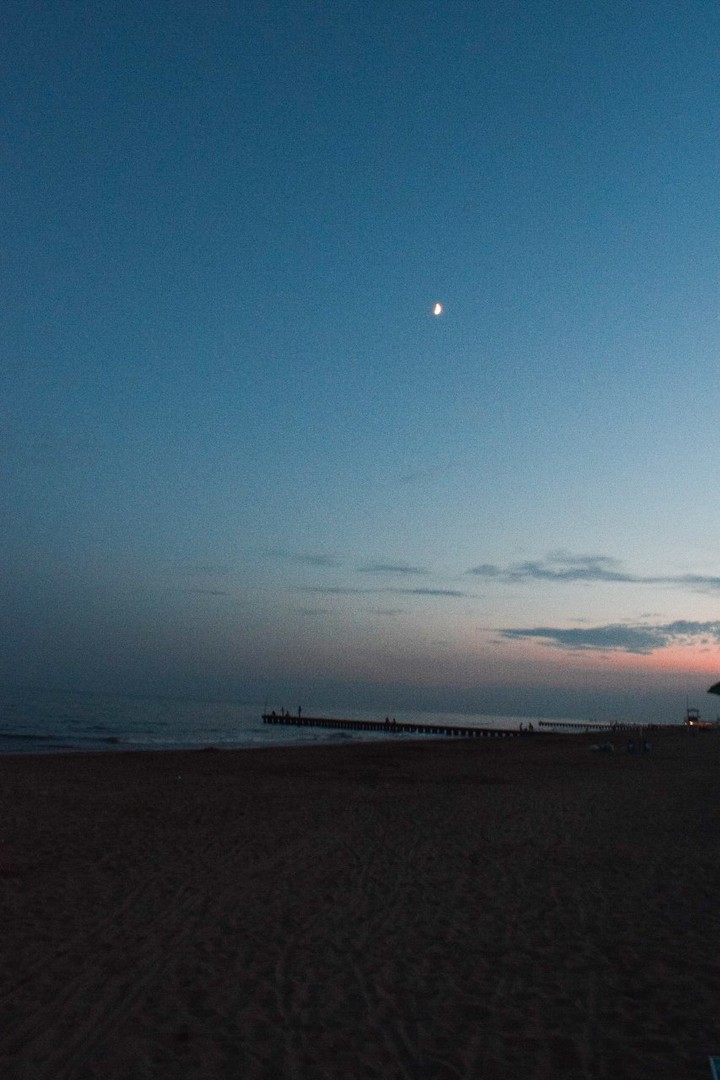 BEAUTIFUL OCEAN WITH MOON