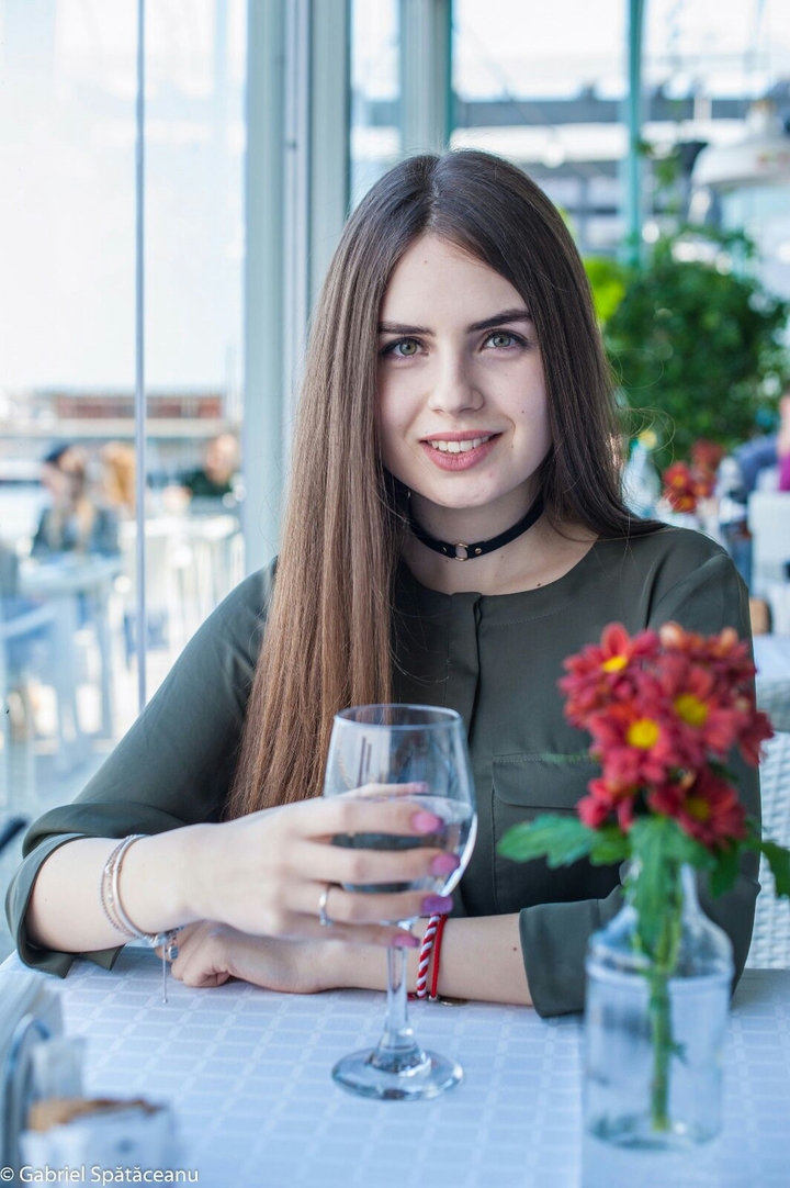 girl happy