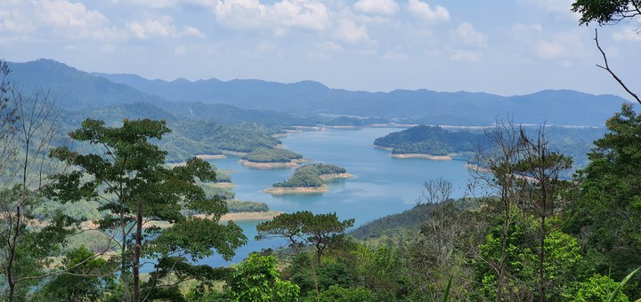 Ta Dung Lake,