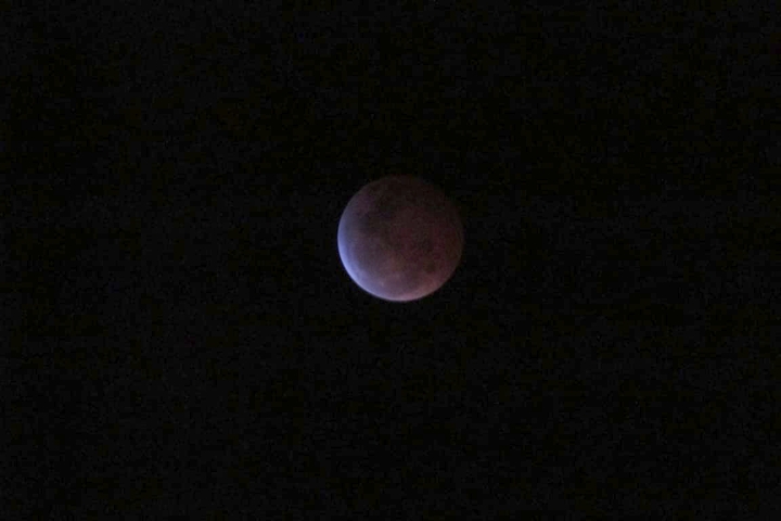 Eclipse lunar