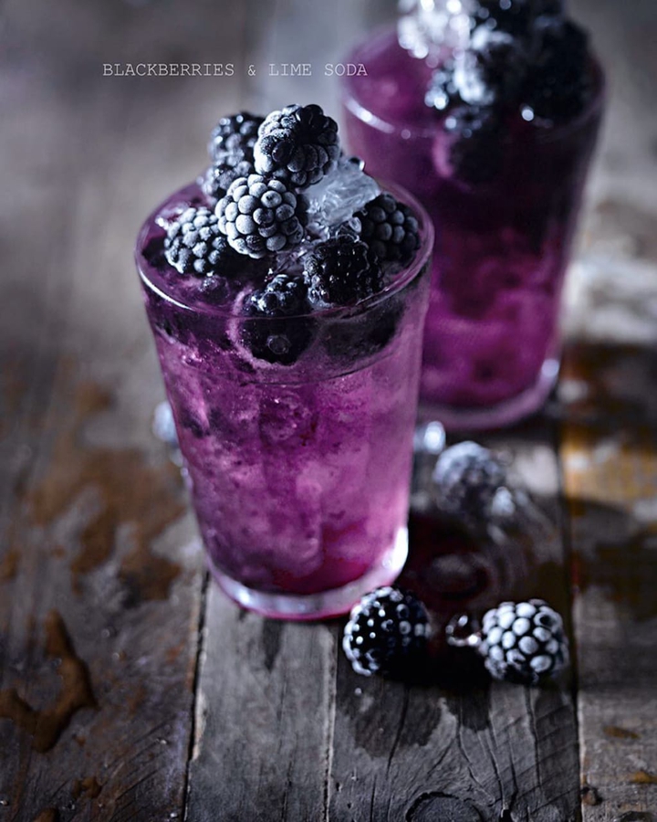 BlackBerry and lime soda