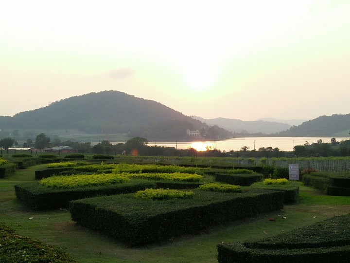 sunset in thai