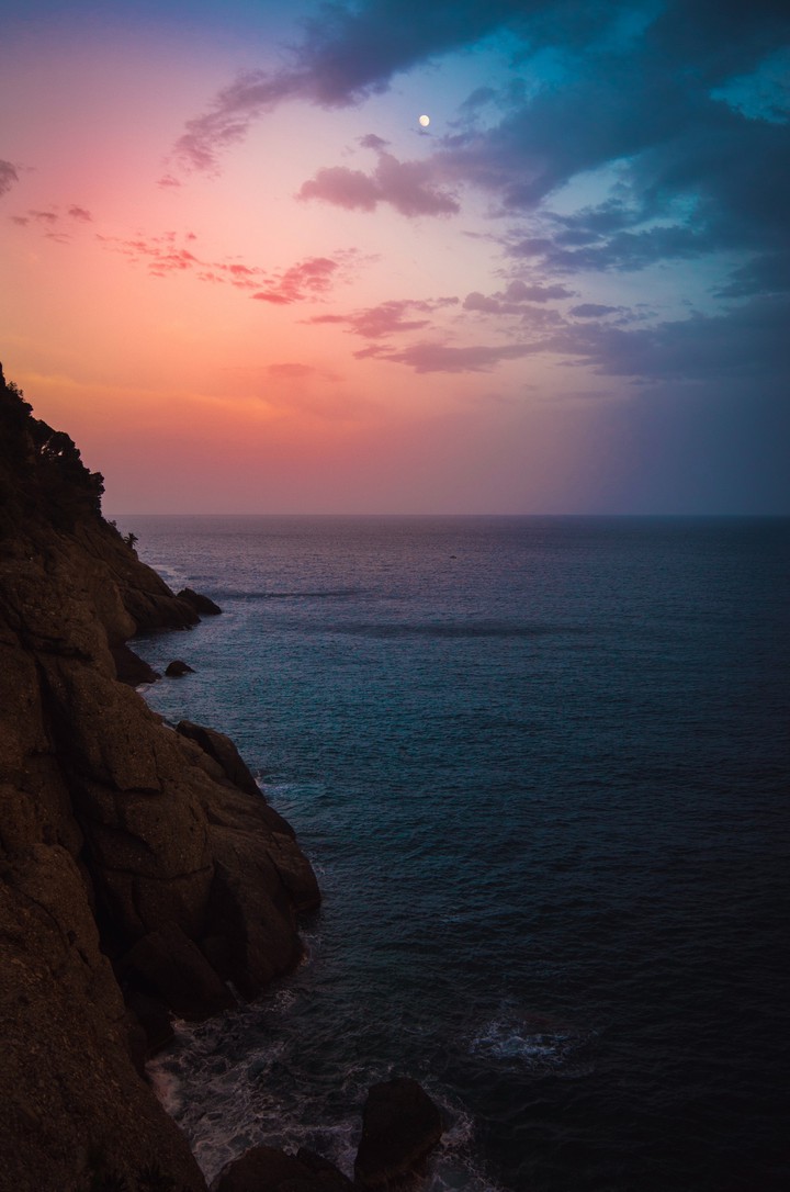 Evening seaside HD