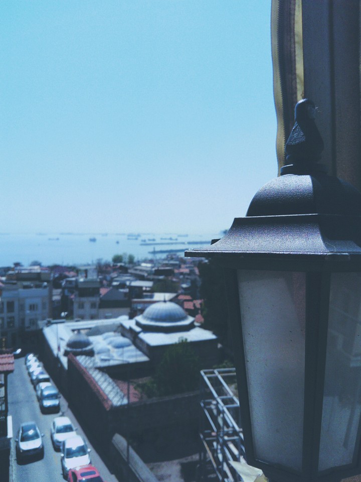 Rooftop breeze