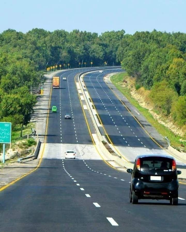 MOTARWAY M2 PAKISTAN??
