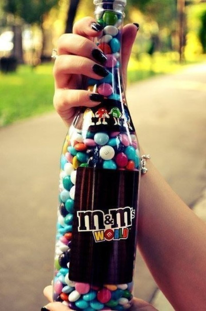 M&M