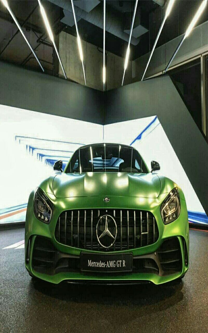 Mercedes AMG GTR