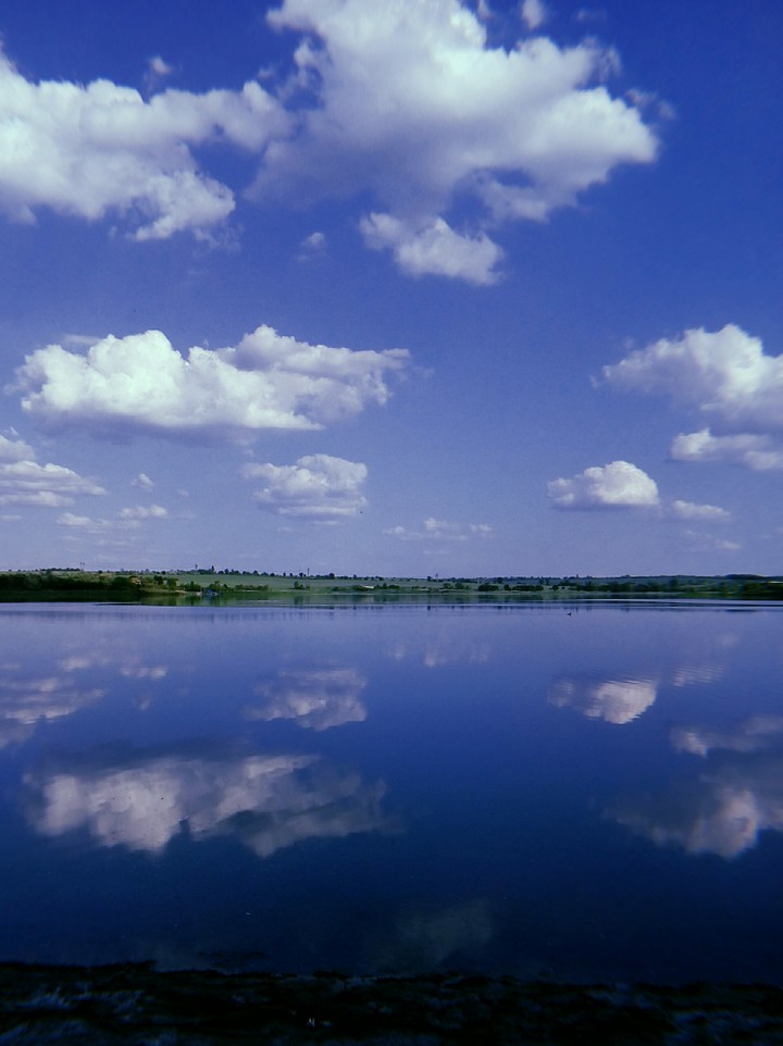 Река