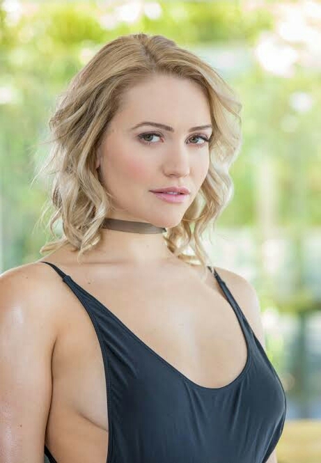 mia malkova