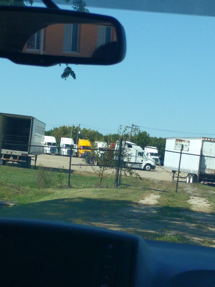 Yellow semi