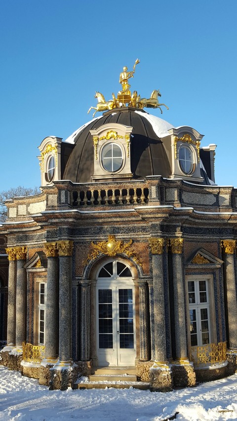 Sonnentempel