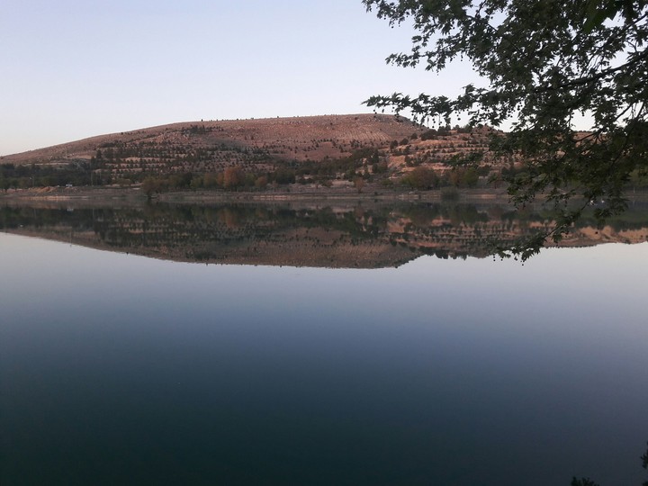 Yansıyan Dağ(Mount)