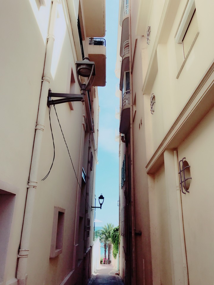 Street To Paradise