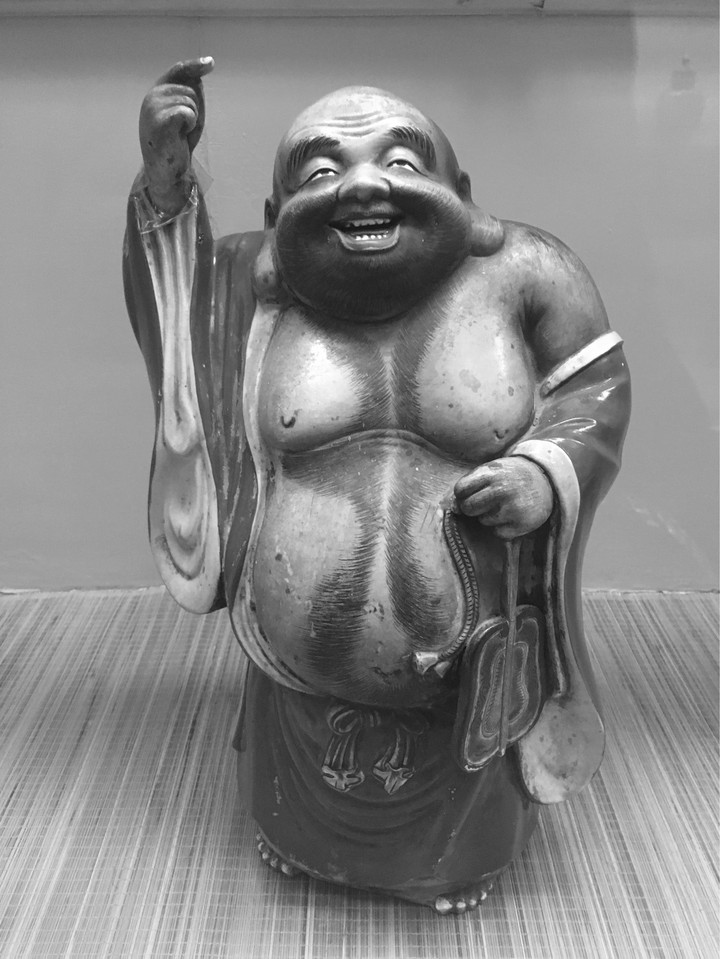 Laughing budha
