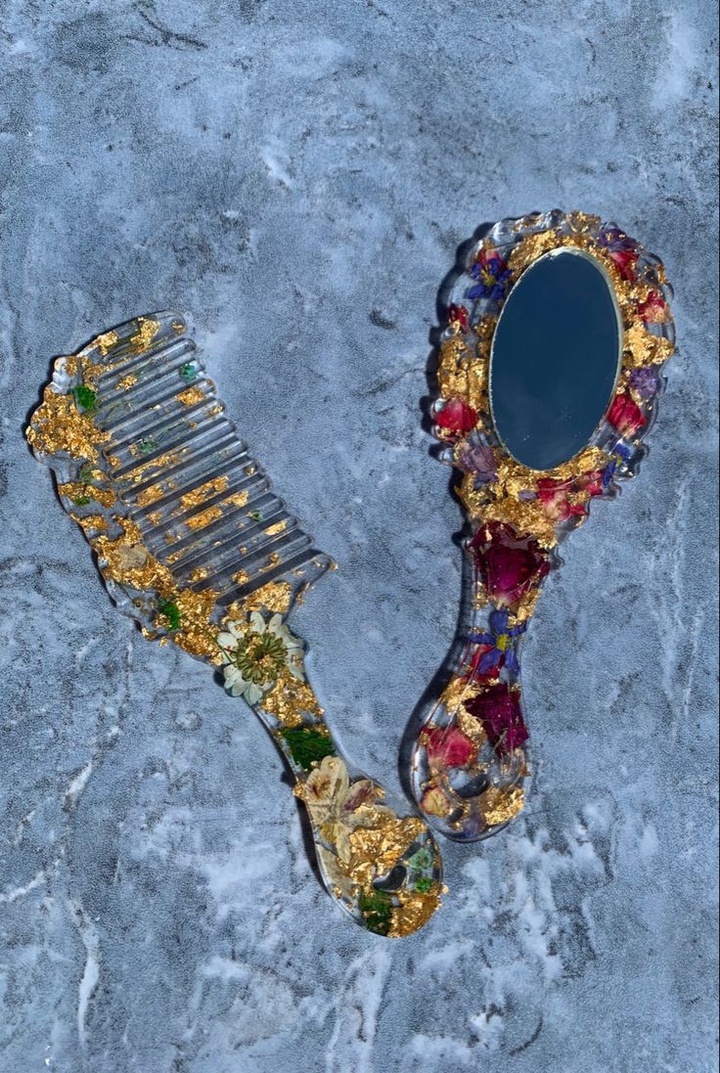 Resin Comb & Mirror