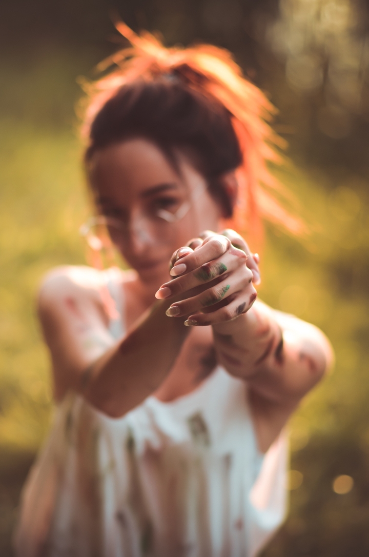 hands