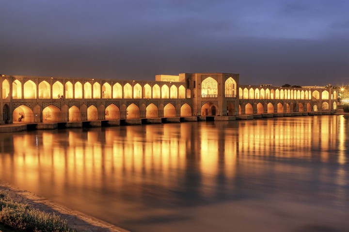 33 poul Bridge