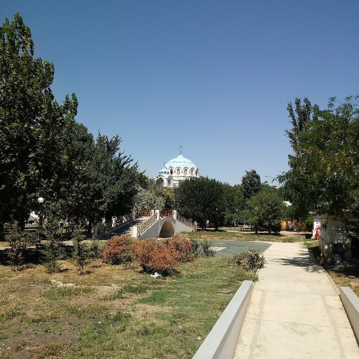 храм