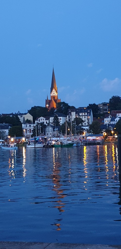 Flensburger Hafen bei Nacht