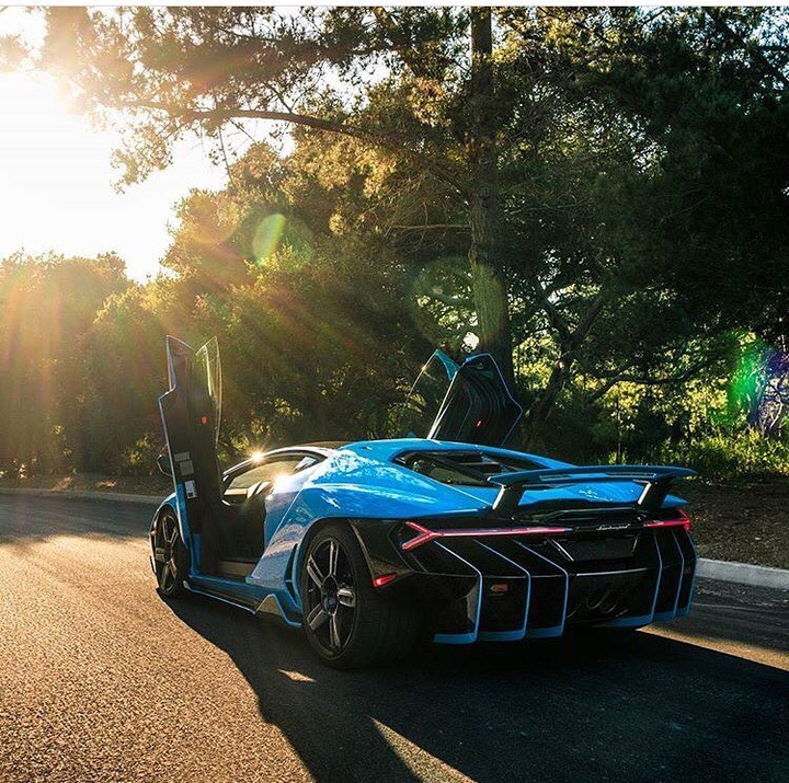 lamborghini_centenaro lp700_4