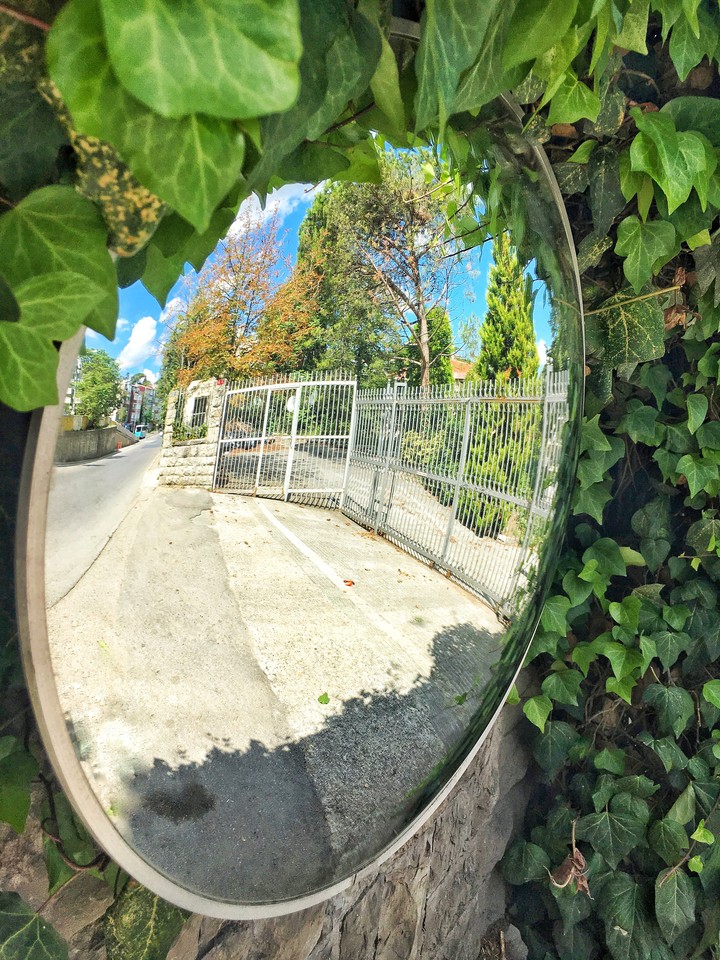 mirror