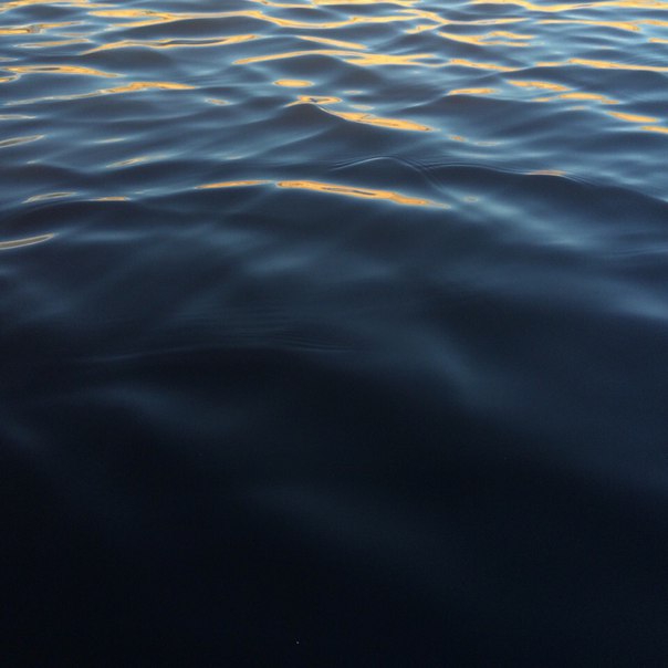 вода