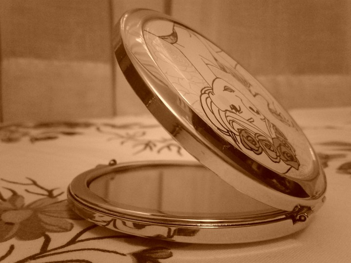 Trhough the looking glass