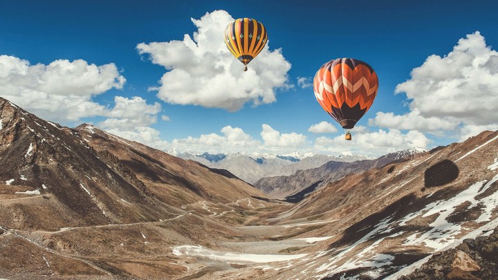 Enjoy Air balloon
