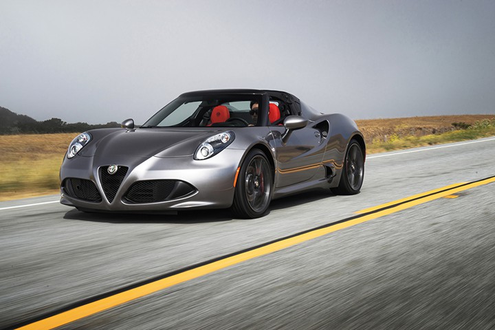 Alfa Romeo Spider 2016. Design italiano esclusivo