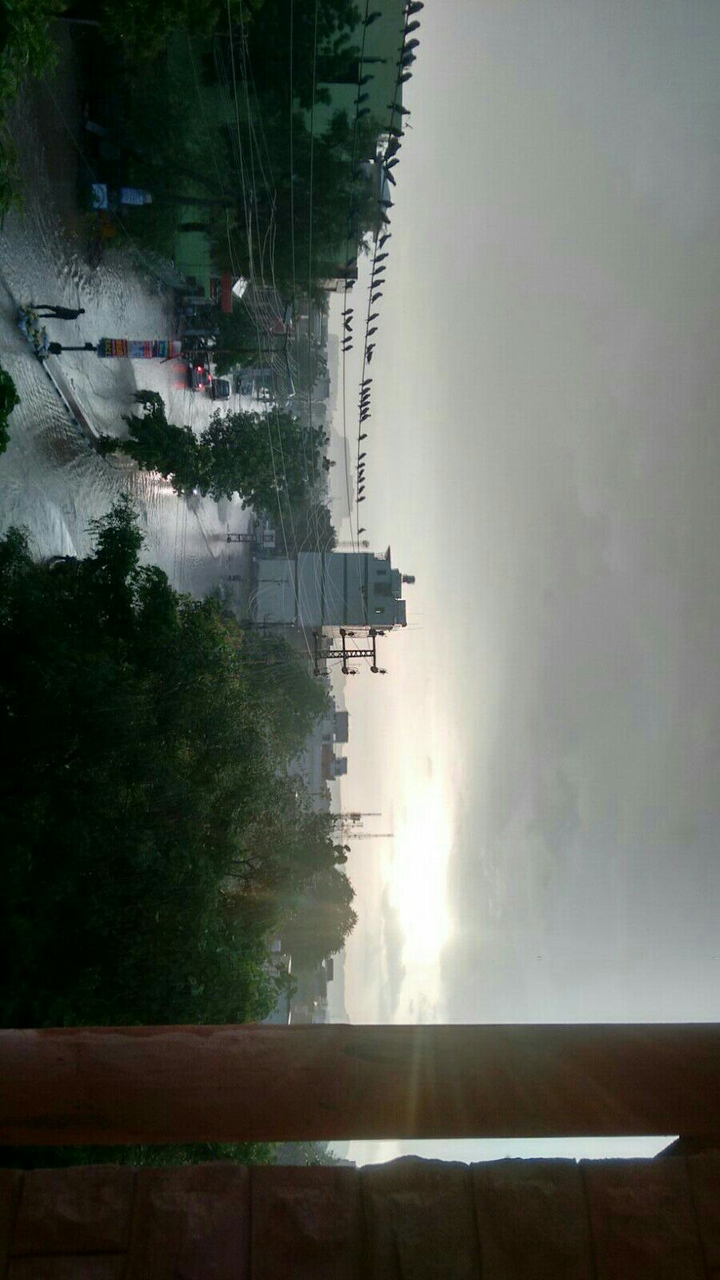 It's raining