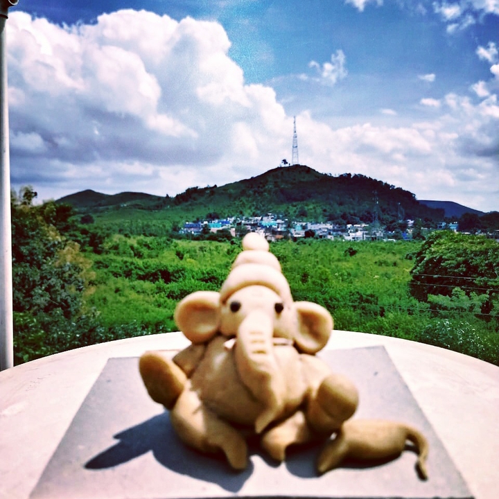 Ganpatti bappa moreya