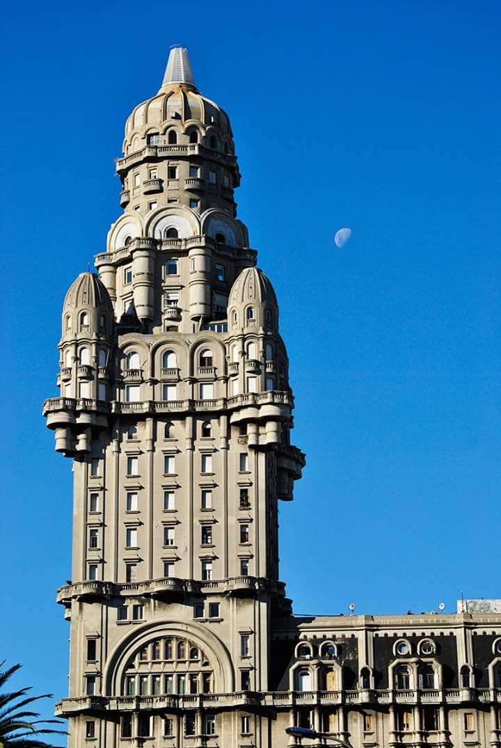 plaza Independencia. Uruguay