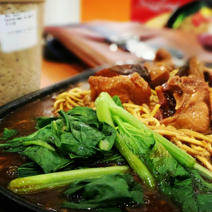 sizzling mee