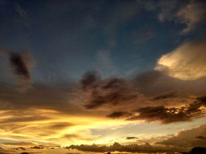 colors of clouds