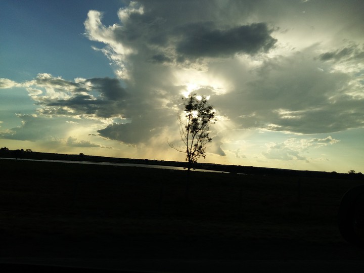 por do sol . nova Crixás GO