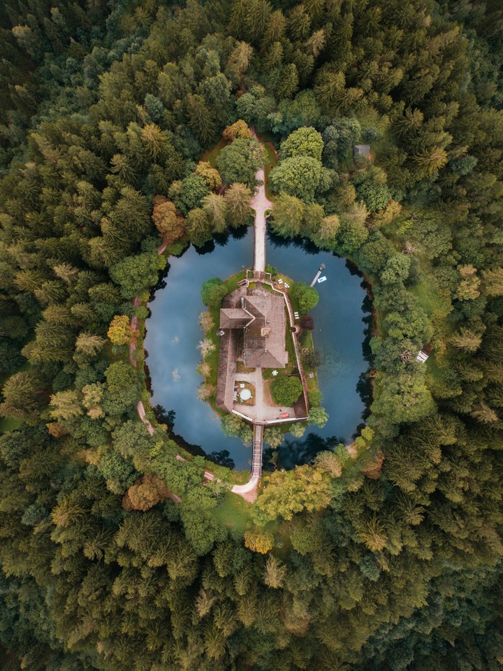 House On An Island