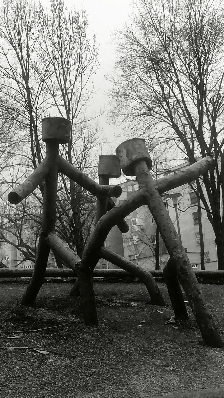 Little iron poeple Statue.