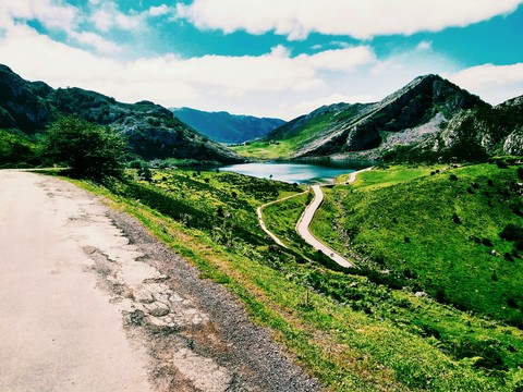 Llegando al lago