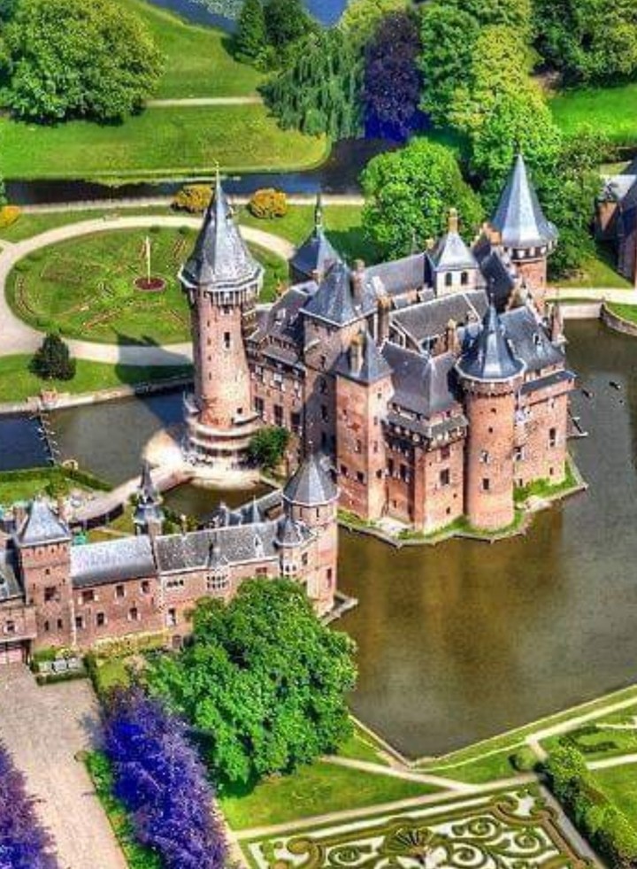Castel