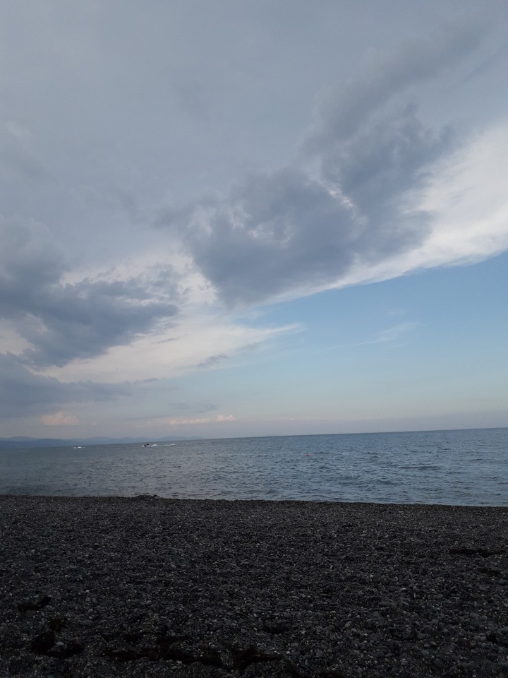 небо
