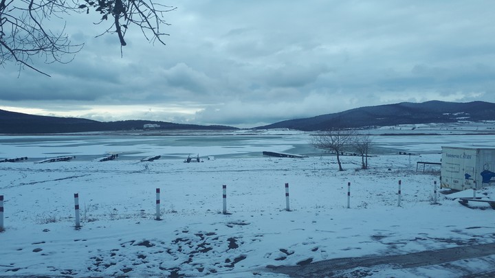bazaleti lake