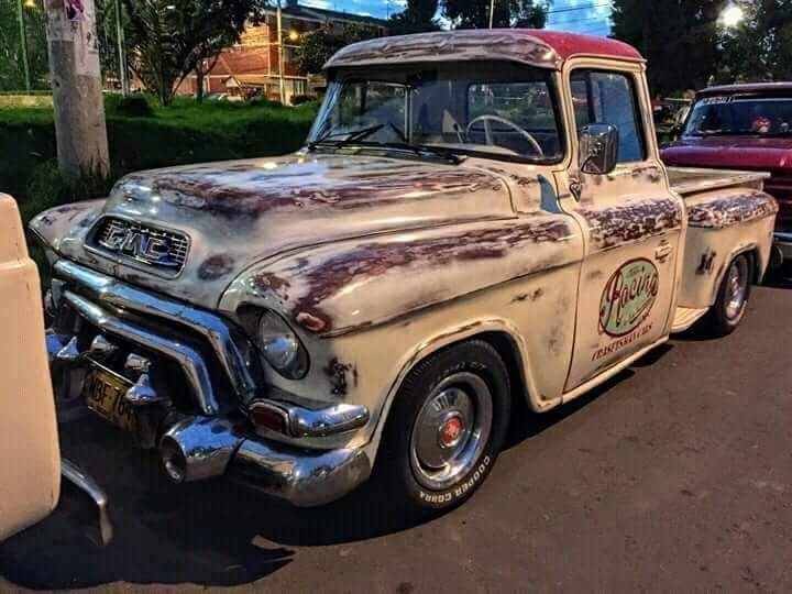 Chevrolet apache 1