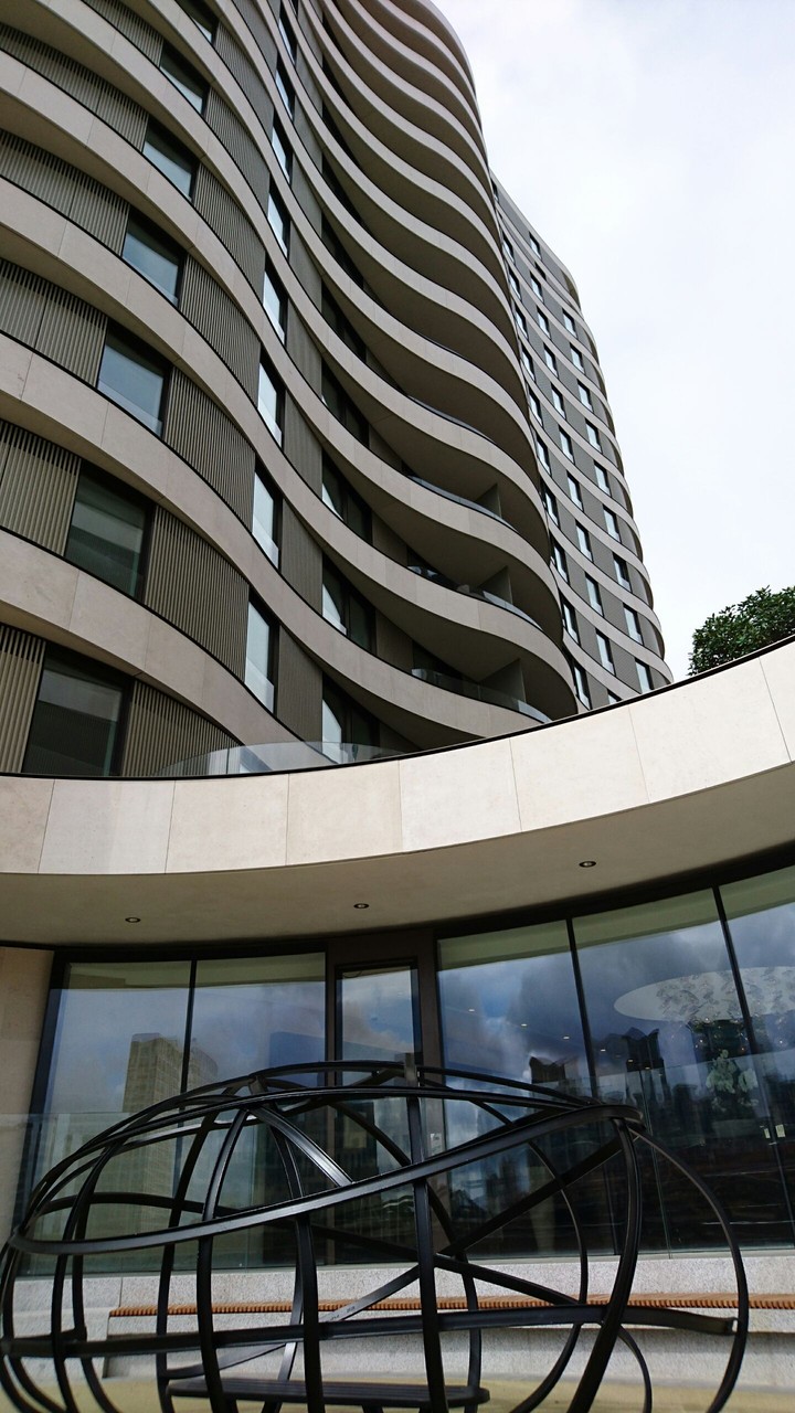 Gebäude