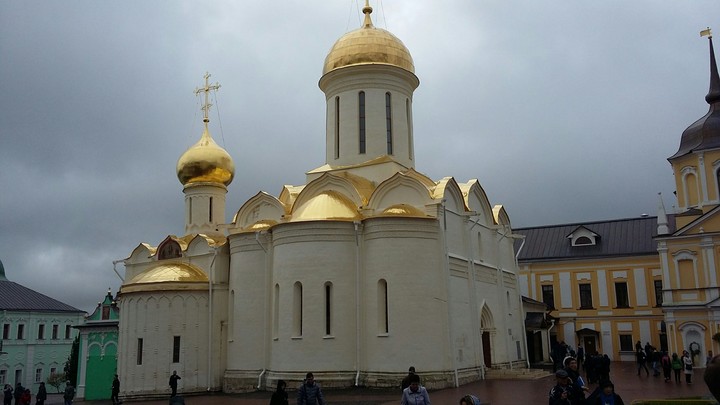 храм