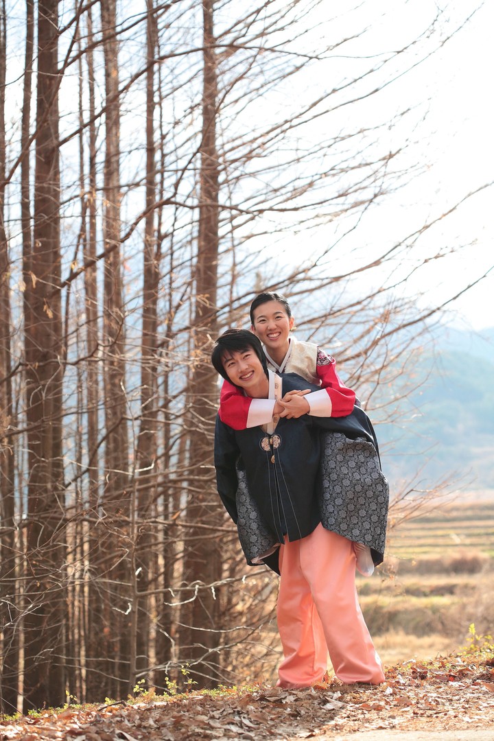 Couple in Korean Dress II