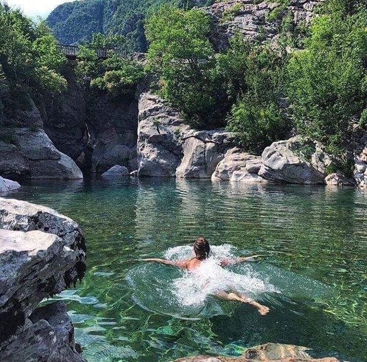 relax