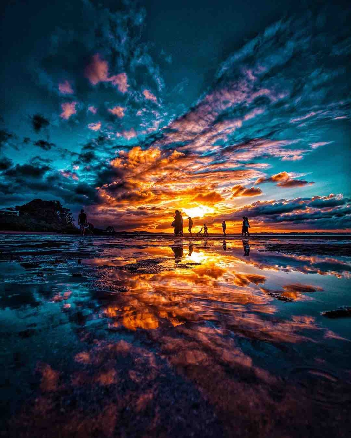 Sunset ( Photo: Ben Mulder )