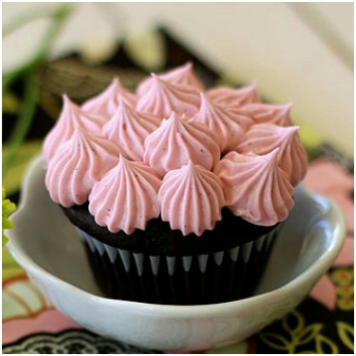 Mini momma cupcake