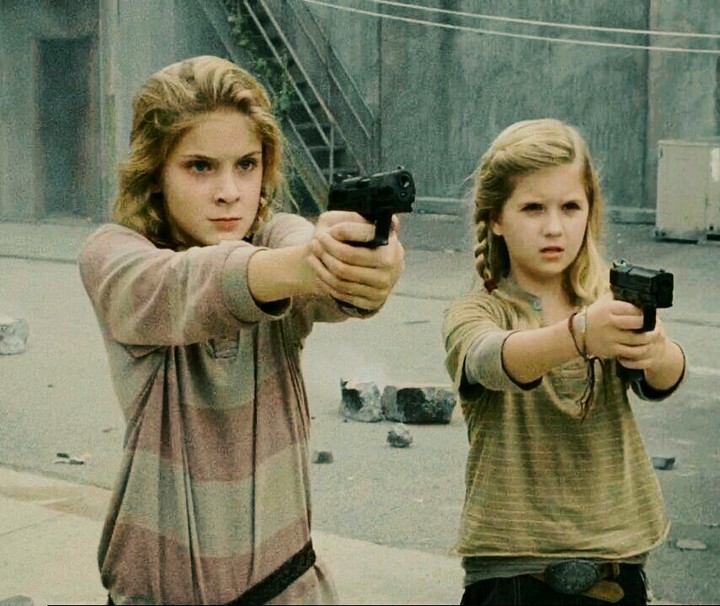 Killer sisters